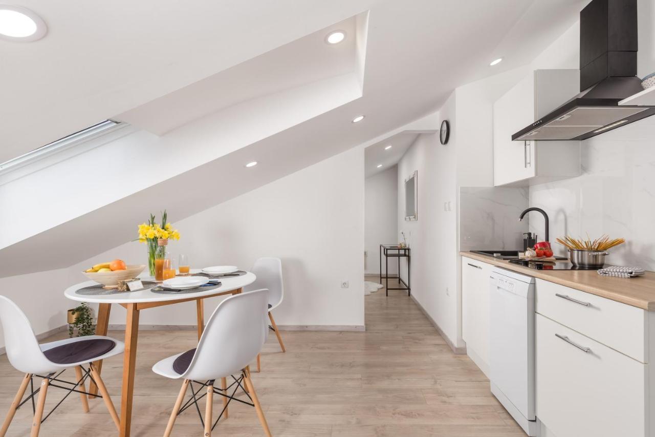 Bella Ciao Apartments リエカ エクステリア 写真